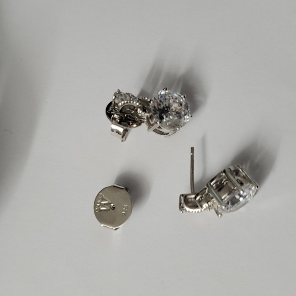 2.5 Cttw Sterling Silver 925 Sparkling Dangle Earrings - Picture 9 of 9